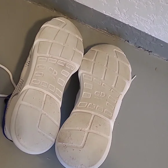 100% Authentic DIOR - Picture 7 of 15